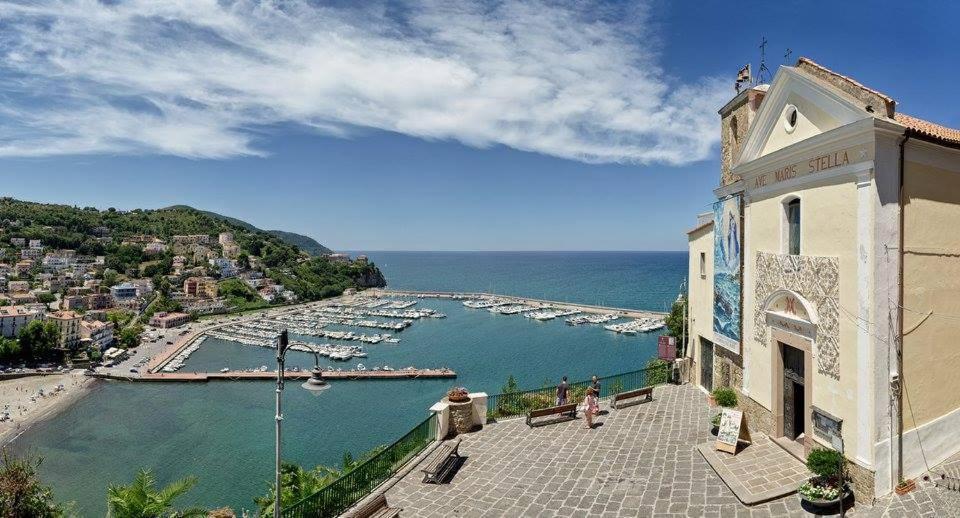 Panoramic Apartments In Villa In Center "The Beach And The Cliff" 1 Agropoli Bagian luar foto