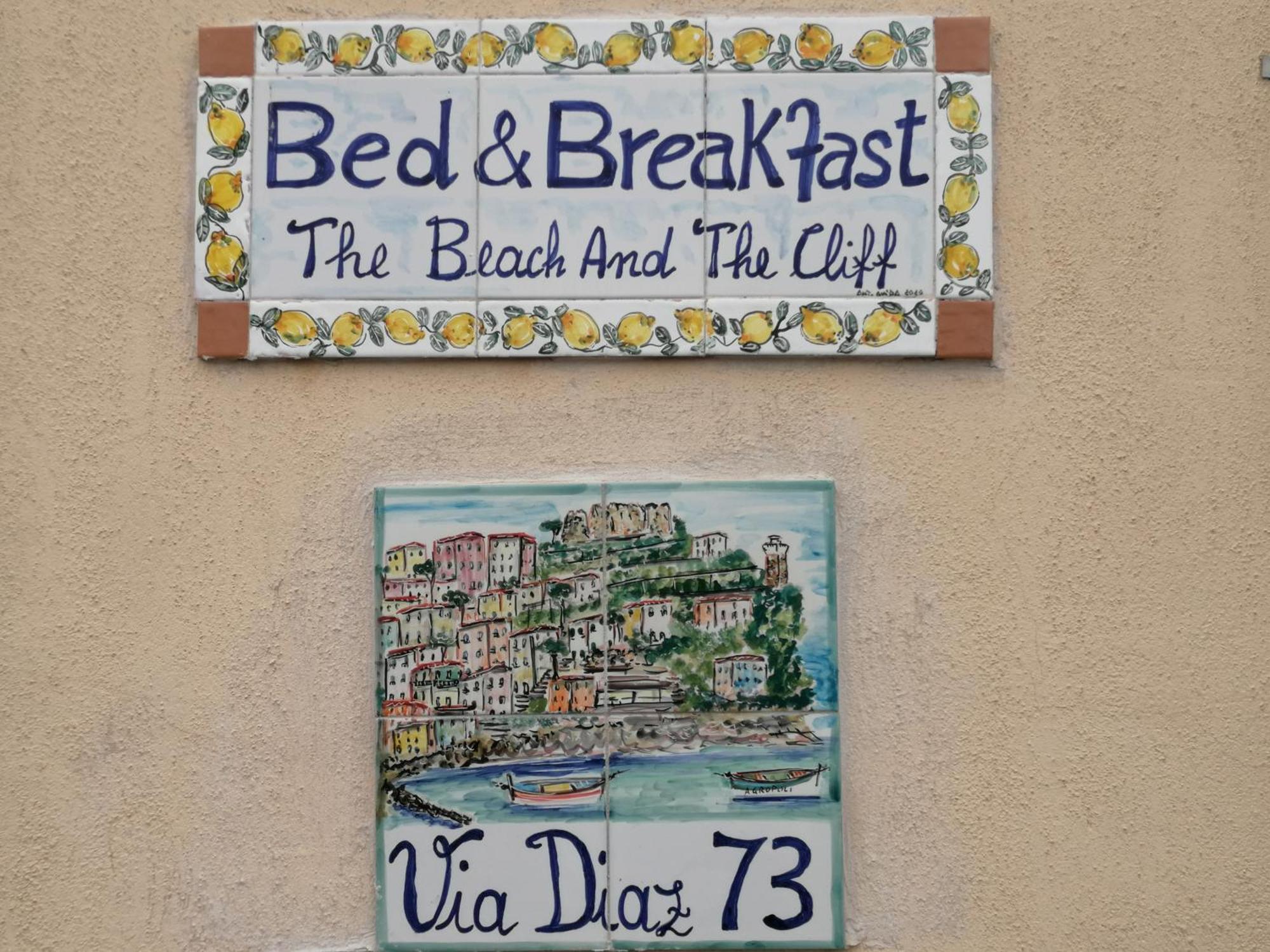 Panoramic Apartments In Villa In Center "The Beach And The Cliff" 1 Agropoli Bagian luar foto